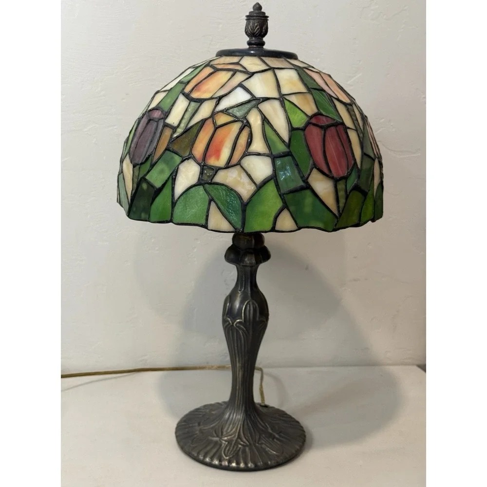 Vintage Tiffany Style Stained Glass Tulip Table Lamp Antique Bronze Base‎ 22